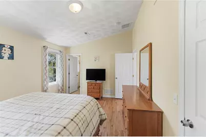 48 Harris Avenue, Warwick, RI 02889 - Photo 13