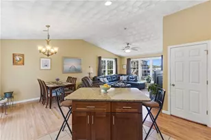 48 Harris Ave, Warwick, RI 02889 - Photo 7