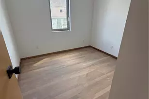 536 Smith St, Providence, RI 02908 - Photo 3