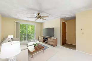 494 Putnam Pike, Smithfield, RI 02828 - Photo 11