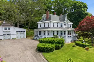 1660 Main Rd, Tiverton, RI 02878 - Photo 3