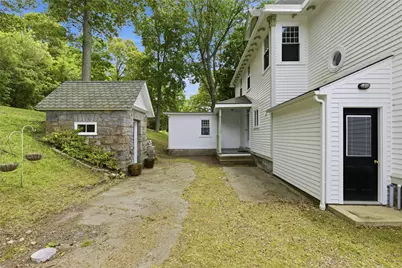 1660 Main Road, Tiverton, RI 02878 - Photo 41