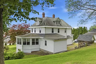 1660 Main Road, Tiverton, RI 02878 - Photo 35