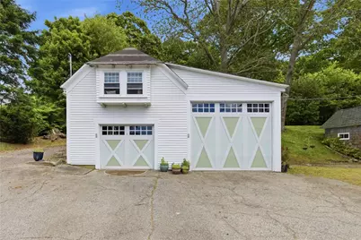 1660 Main Road, Tiverton, RI 02878 - Photo 39