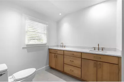 76 Warren Avenue, Middletown, RI 02842 - Photo 25