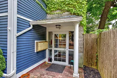 31 Commercial Street #B, Cranston, RI 02905 - Photo 5
