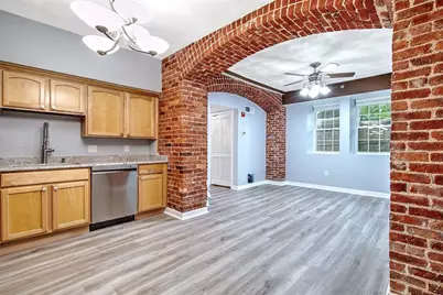 31 Commercial Street #B, Cranston, RI 02905 - Photo 11