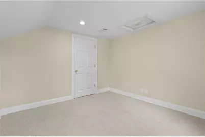 2695 Hartford Avenue, Johnston, RI 02919 - Photo 29