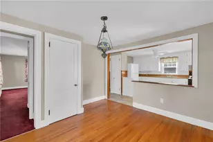 216 Riverside Ave, Warwick, RI 02889 - Photo 7