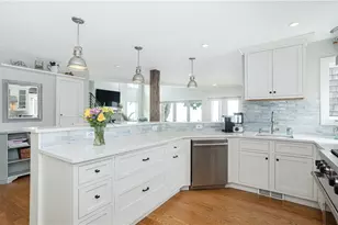 74 Therien Rd, Portsmouth, RI 02871 - Photo 7