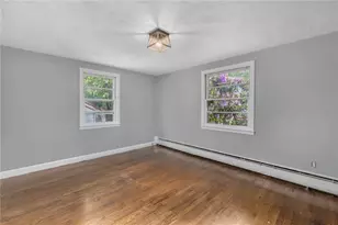 145 Crane St, Warwick, RI 02889 - Photo 11