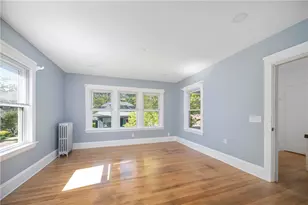 97 11th St, Providence, RI 02906 - Photo 11