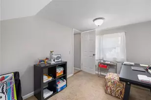 143 Endicott Dr, Warwick, RI 02886 - Photo 13
