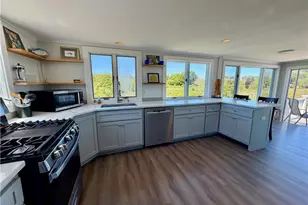 838 Center Rd, Block Island, RI 02807 - Photo 3