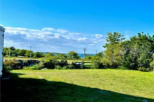 838 Center Rd, Block Island, RI 02807 - Photo 19