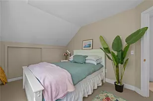 2 Lasalle Pl, Newport, RI 02840 - Photo 33