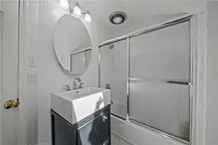 2 Lasalle Pl, Newport, RI 02840 - Photo 29