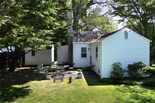 18 Ledge Rd, Newport, RI 02840 - Photo 27