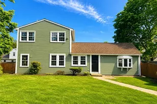 52 Pleasant View Rd, Warwick, RI 02888 - Photo 3