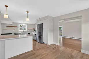 52 Pleasant View Rd, Warwick, RI 02888 - Photo 9