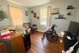 3 Clover St, Pawtucket, RI 02860 - Photo 17
