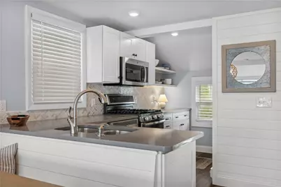 67 Cedar Avenue, Portsmouth, RI 02871 - Photo 7