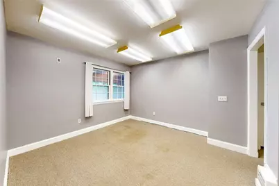 873 Warwick Avenue, Warwick, RI 02888 - Photo 27