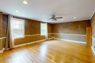 873 Warwick Avenue, Warwick, RI 02888 - Photo 31