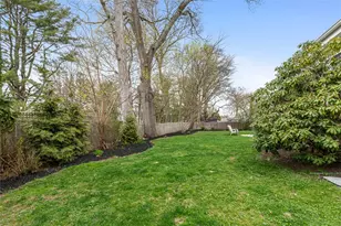 7 Meadowbrook Dr, Barrington, RI 02806 - Photo 49