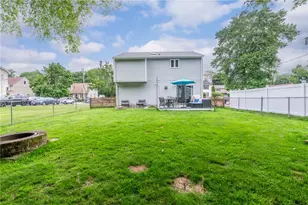 75 Canning St, Cumberland, RI 02864 - Photo 7