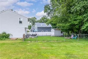 75 Canning St, Cumberland, RI 02864 - Photo 5