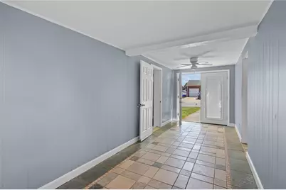 26 Beach Street, North Providence, RI 02904 - Photo 21