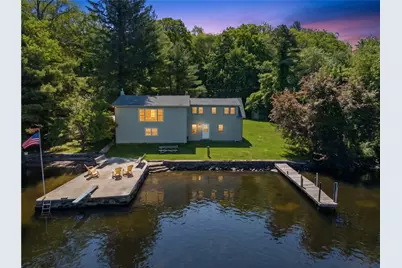 585 Reservoir Road, Burrillville, RI 02859 - Photo 3