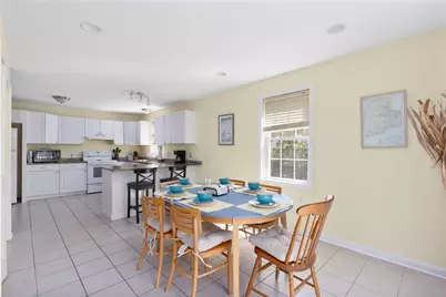 18 Altin Avenue, South Kingstown, RI 02881 - Photo 9