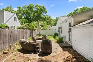 417 Squantum Dr, Warwick, RI 02888 - Photo 37