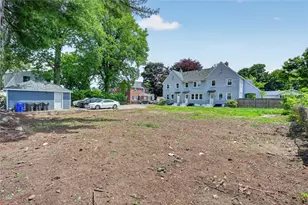 520 Providence St, West Warwick, RI 02893 - Photo 3