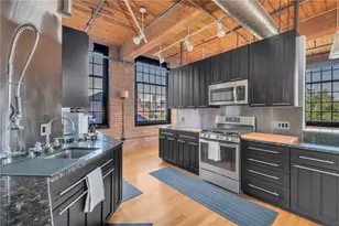 18 Imperial Pl, Providence, RI 02903 - Photo 7