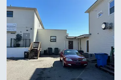 39 Greenville Avenue, Johnston, RI 02919 - Photo 5
