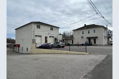 39 Greenville Avenue, Johnston, RI 02919 - Photo 9