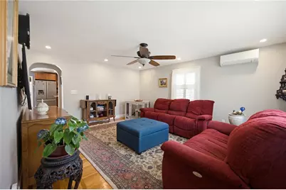 377 Kenyon Avenue, Pawtucket, RI 02861 - Photo 17