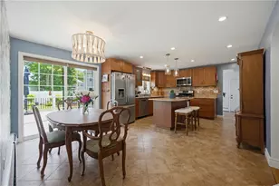 377 Kenyon Ave, Pawtucket, RI 02861 - Photo 5