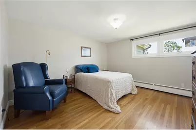 377 Kenyon Avenue, Pawtucket, RI 02861 - Photo 13