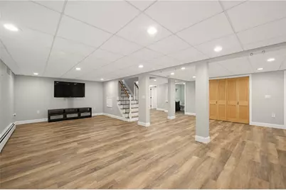 377 Kenyon Avenue, Pawtucket, RI 02861 - Photo 21
