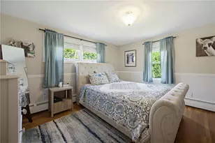 377 Kenyon Ave, Pawtucket, RI 02861 - Photo 11