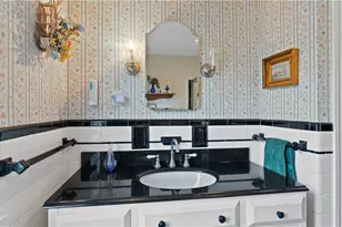 14 Barnes St, Smithfield, RI 02828 - Photo 21