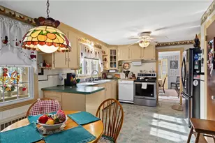 14 Barnes St, Smithfield, RI 02828 - Photo 15