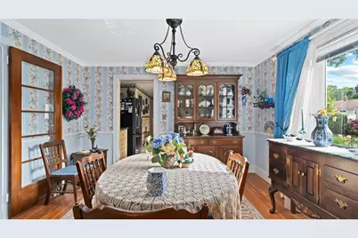 14 Barnes Street, Smithfield, RI 02828 - Photo 11