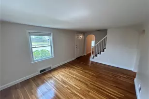 81 Ballston Ave, Pawtucket, RI 02861 - Photo 15