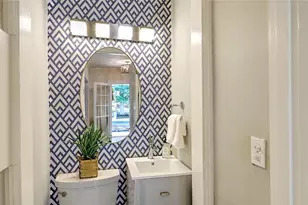 632 East Ave, Pawtucket, RI 02860 - Photo 25