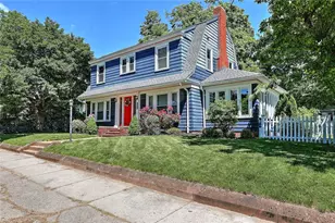 632 East Ave, Pawtucket, RI 02860 - Photo 3